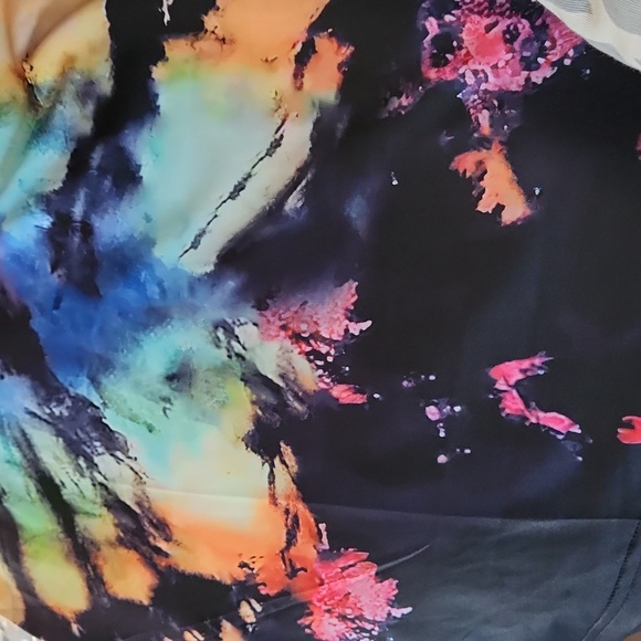 Vibrant Splash of Colors Tie dye split neck tank top mixed colors W-625 - Picture 7 of 16